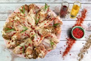 گوشت مرغ منبع عالی از پروتئین و سایر مواد مغذی برای پیتزا